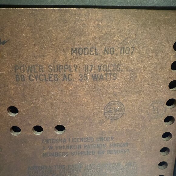 Vintage Sylvania Tube Radio Model 1107 Tested Works, 1959, Bakelite - Picture 6 of 8